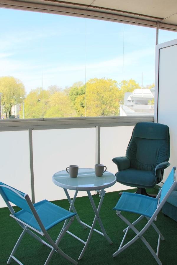 New Modern 4-room With Big Balcony And Undeground Parking In Center Of Butas
